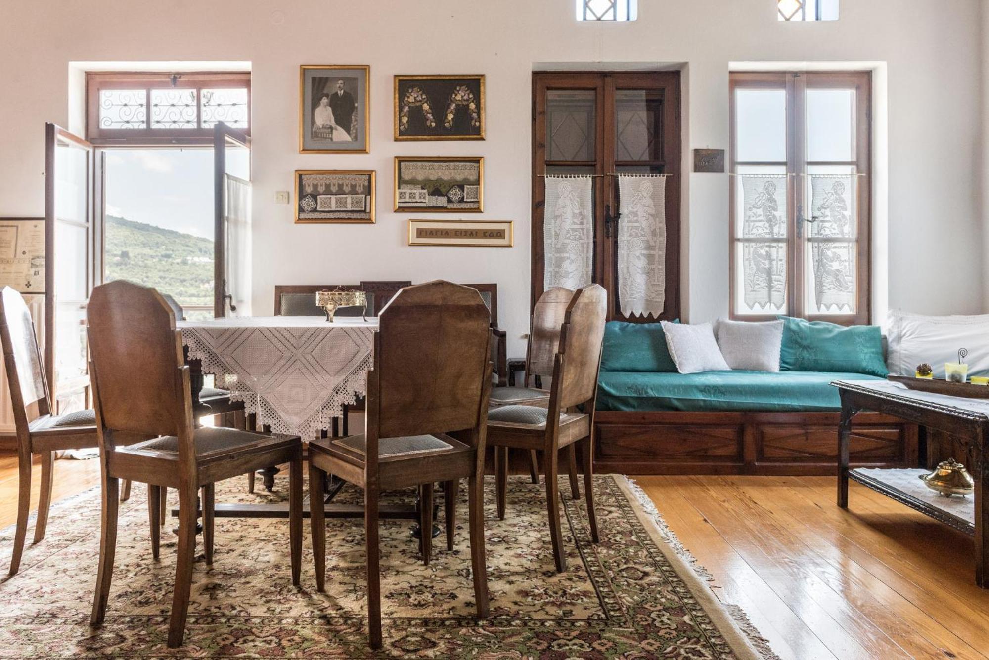 Archontiko Repana - Makrinitsa Stone Retreat Hotel Екстериор снимка