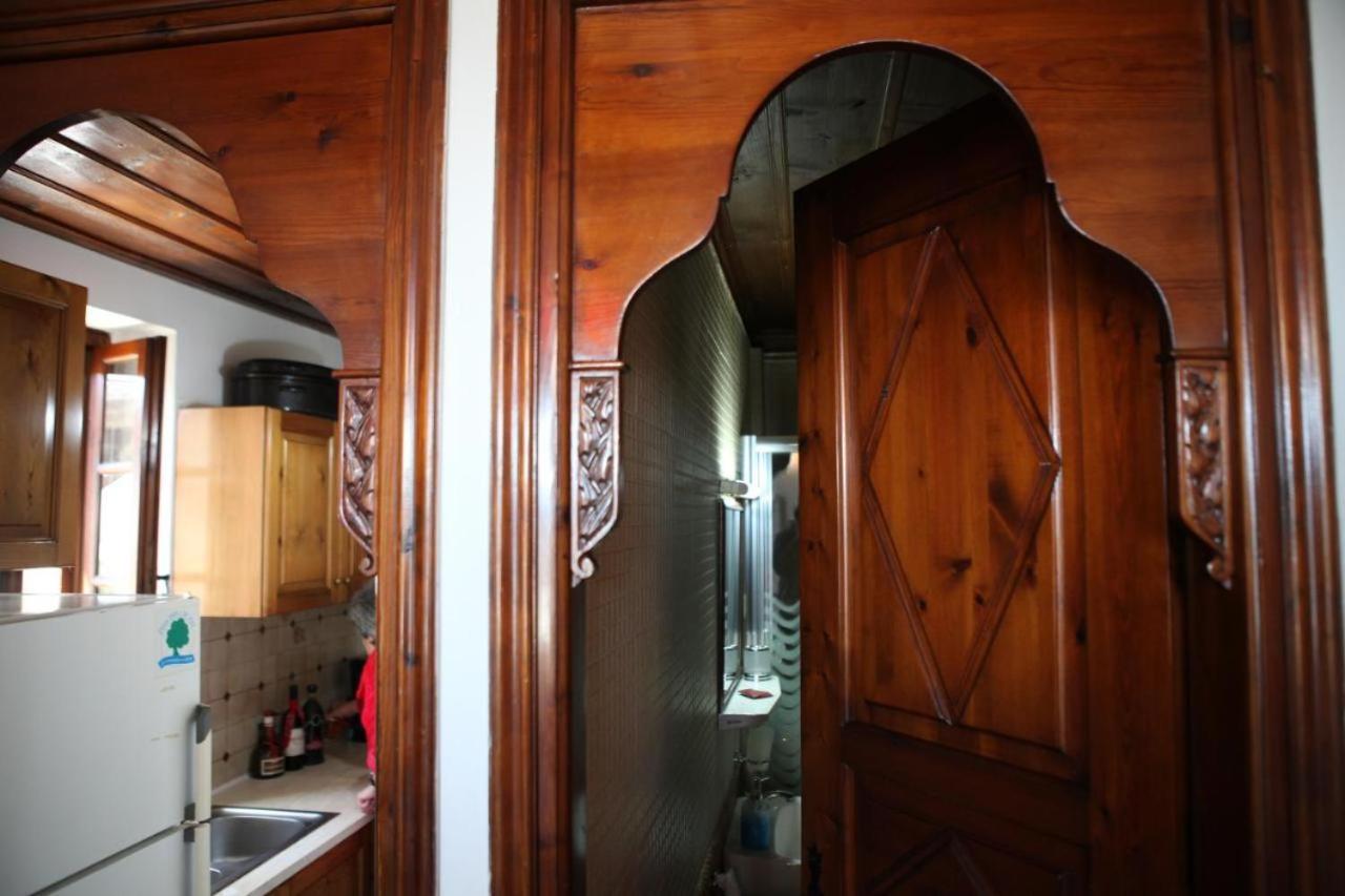 Archontiko Repana - Makrinitsa Stone Retreat Hotel Стая снимка