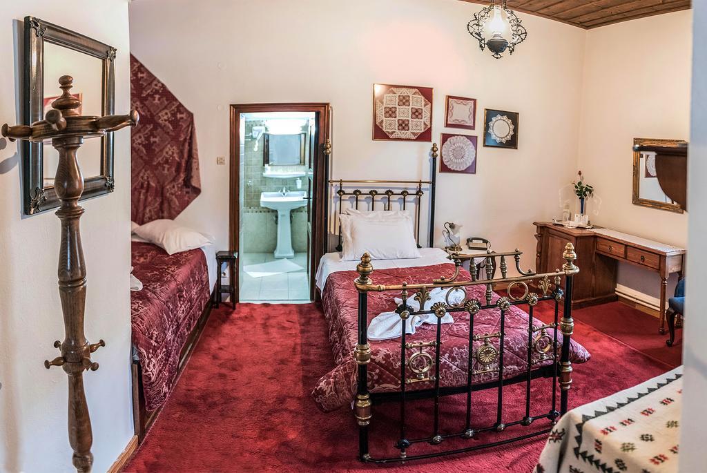 Archontiko Repana - Makrinitsa Stone Retreat Hotel Екстериор снимка